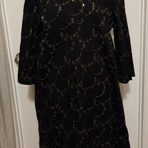 Chic Black and Gold Long Sleeve Dress